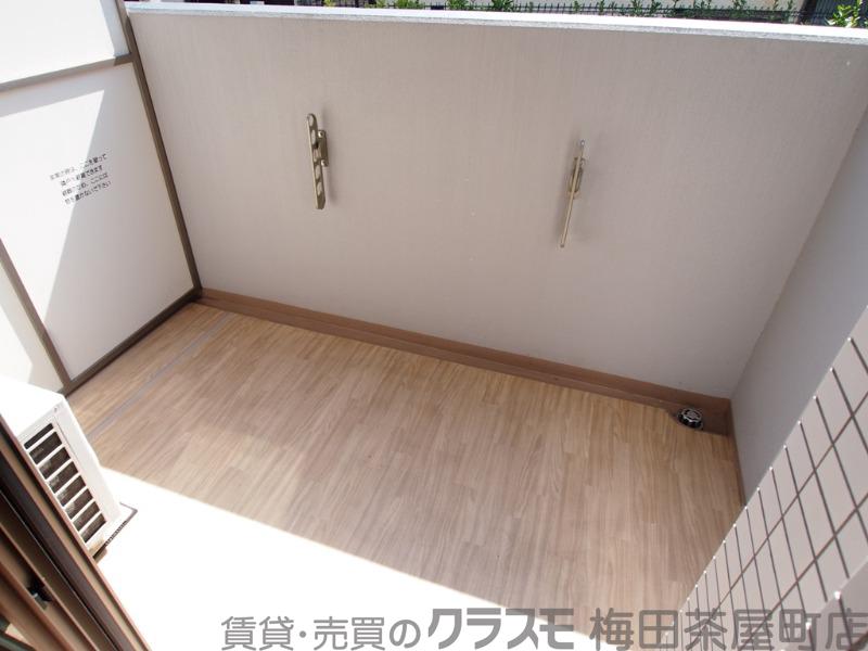 25/30 バルコニー