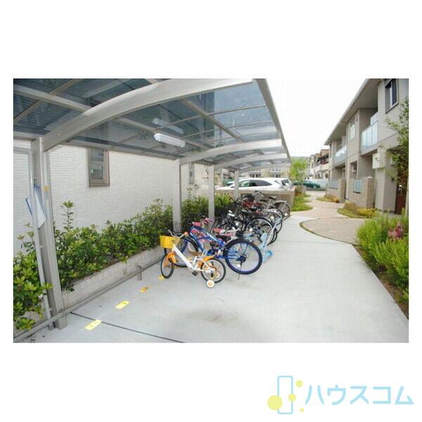 25/30 エントランス