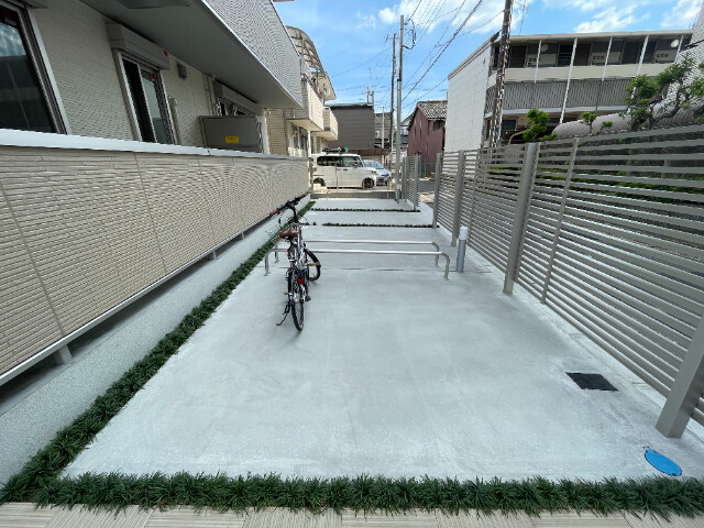 26/27 駐車場