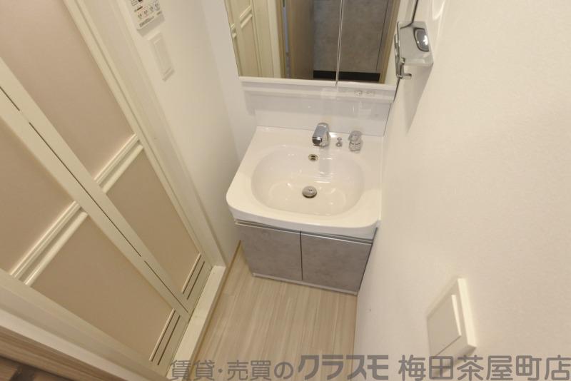 13/30 室内