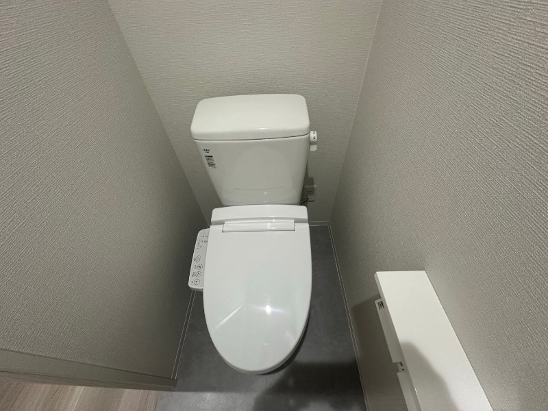 23/30 トイレ
