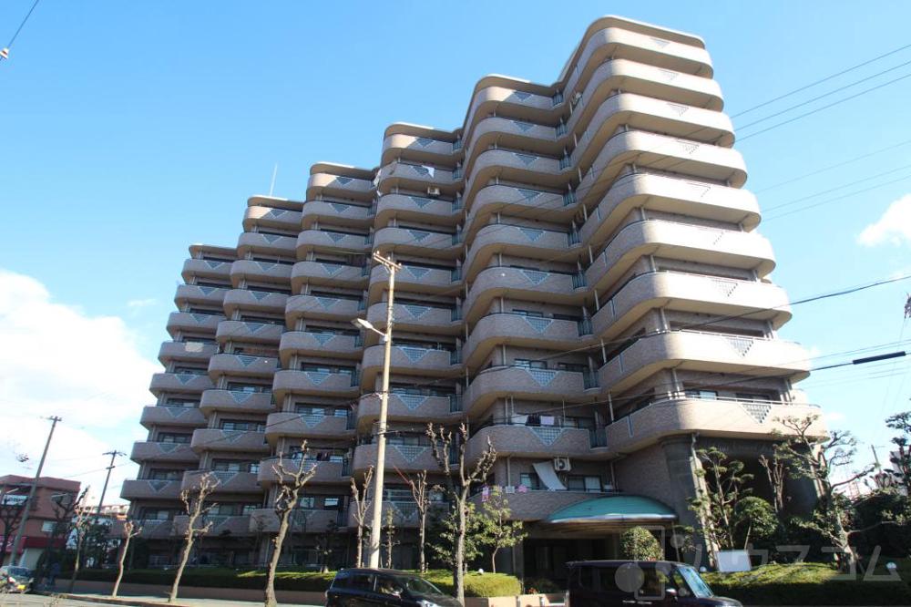 2/30 外観