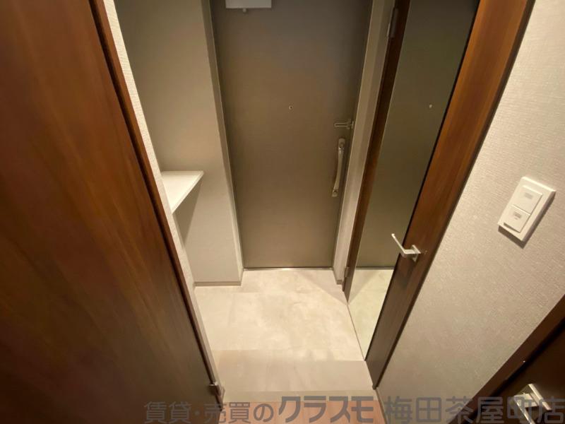 14/30 玄関