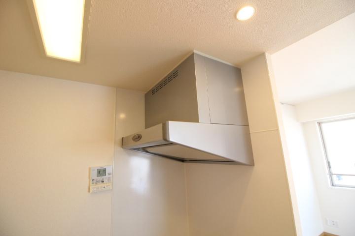 14/30 キッチン