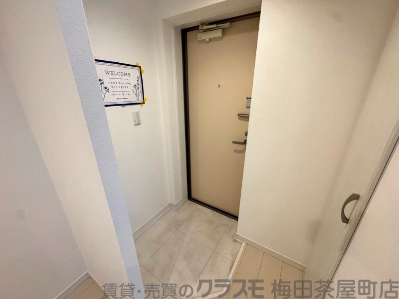 14/30 玄関