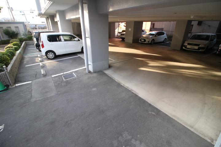 29/30 駐車場