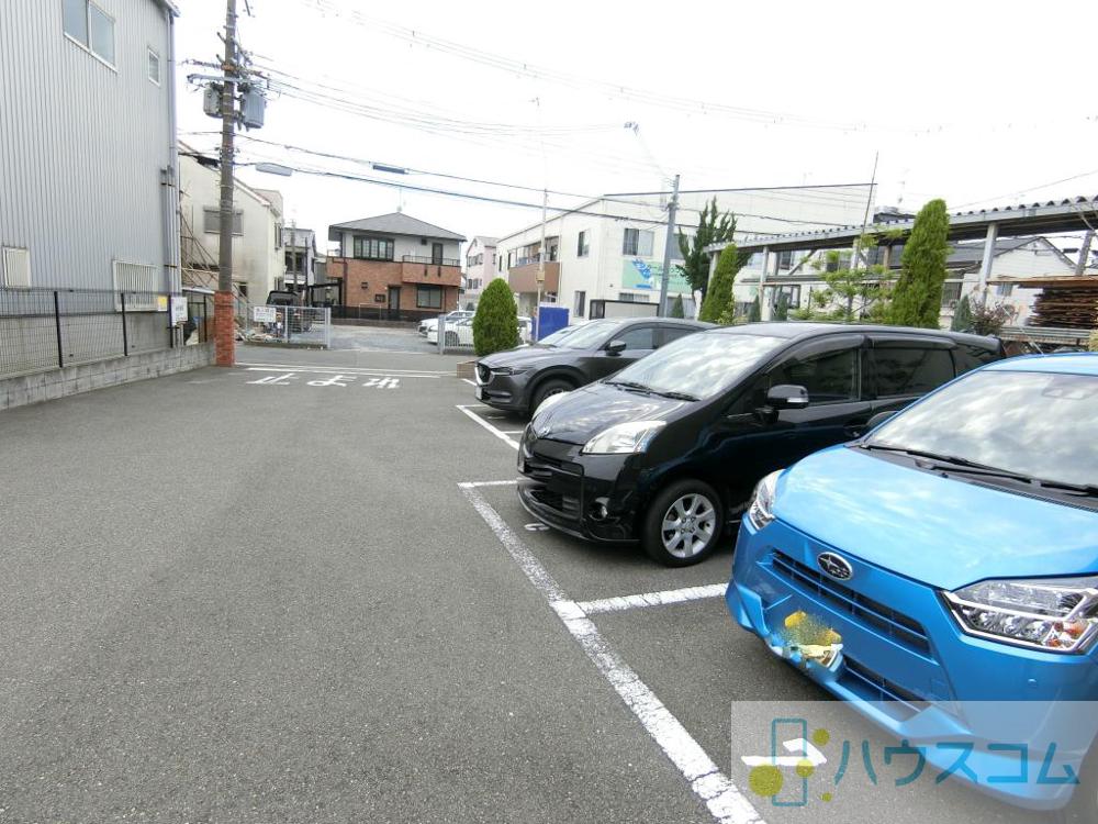 27/29 駐車場