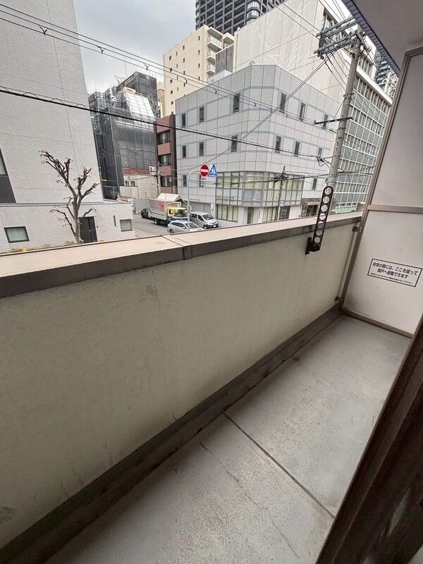 13/20 バルコニー