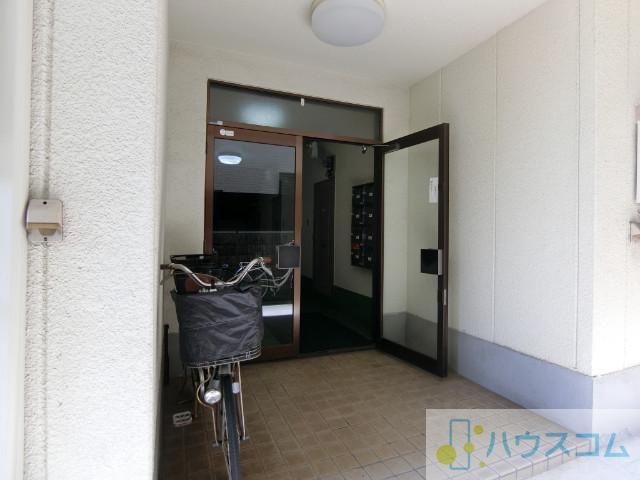 3/7 エントランス