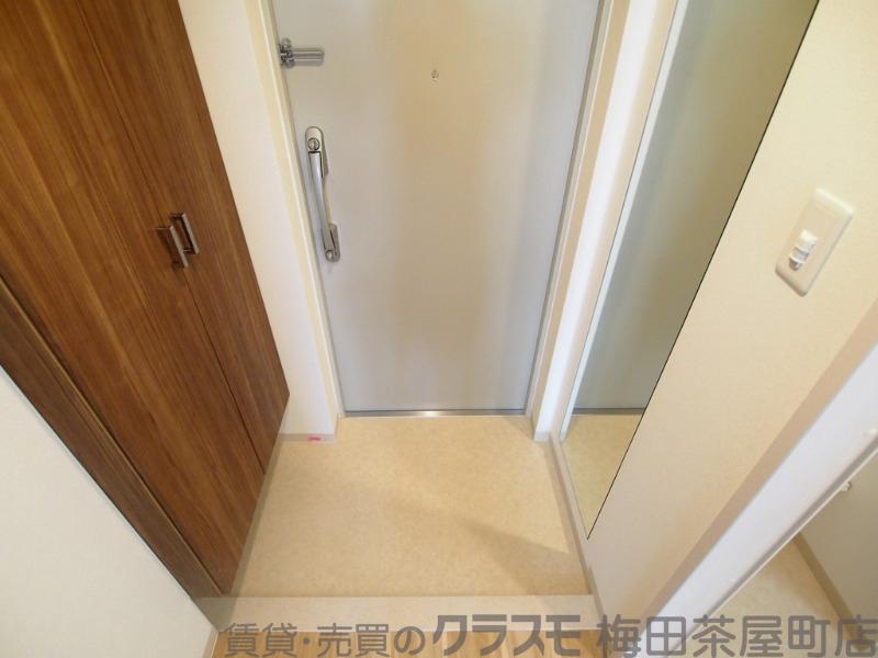 18/30 玄関