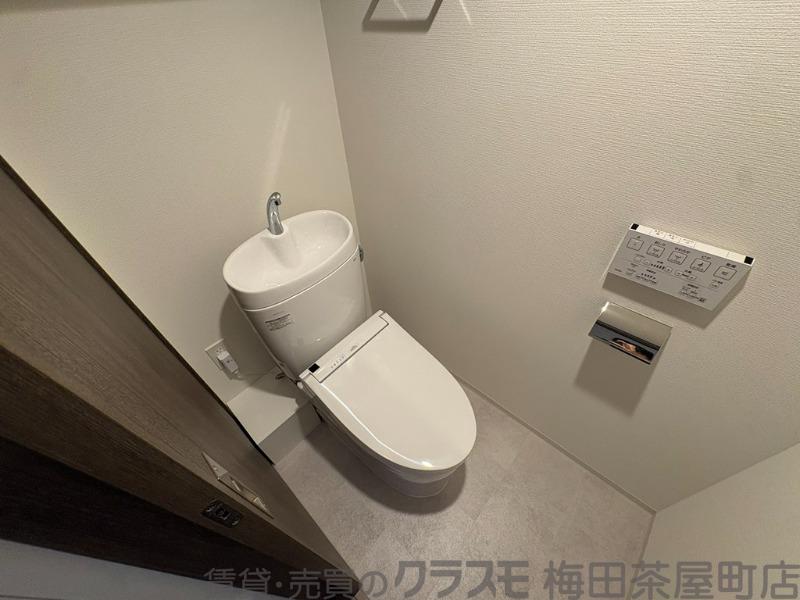 22/30 トイレ