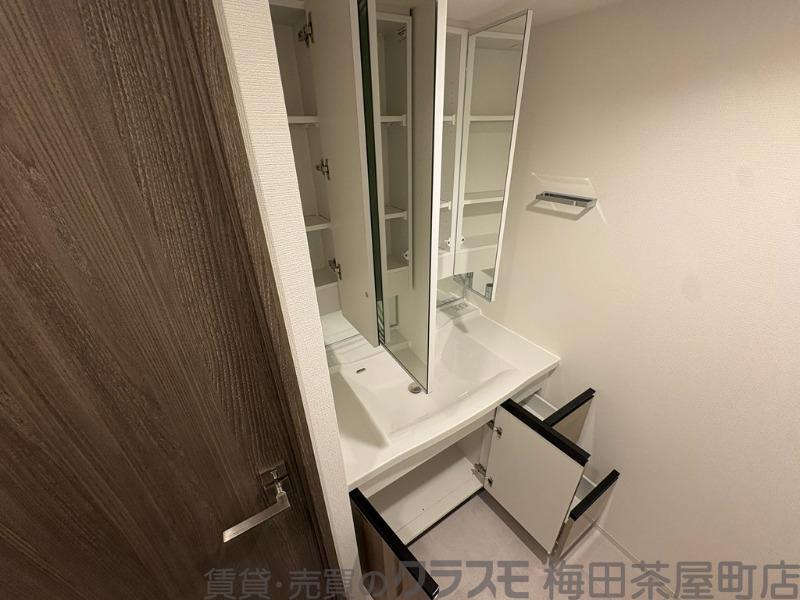 15/30 室内