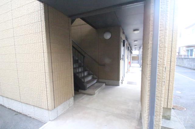 26/30 エントランス