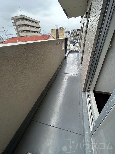 15/28 バルコニー