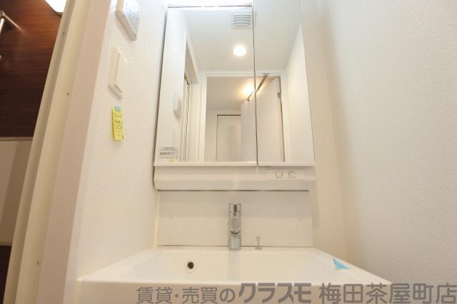19/30 洗面