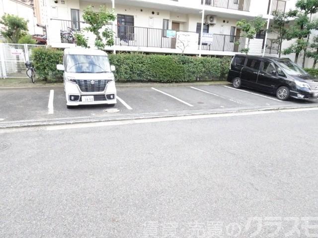 19/30 駐車場