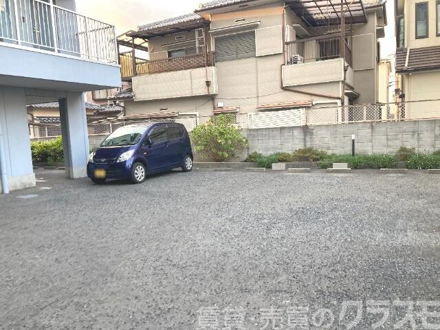 17/22 駐車場