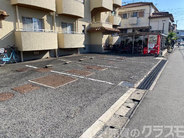 4/16 駐車場