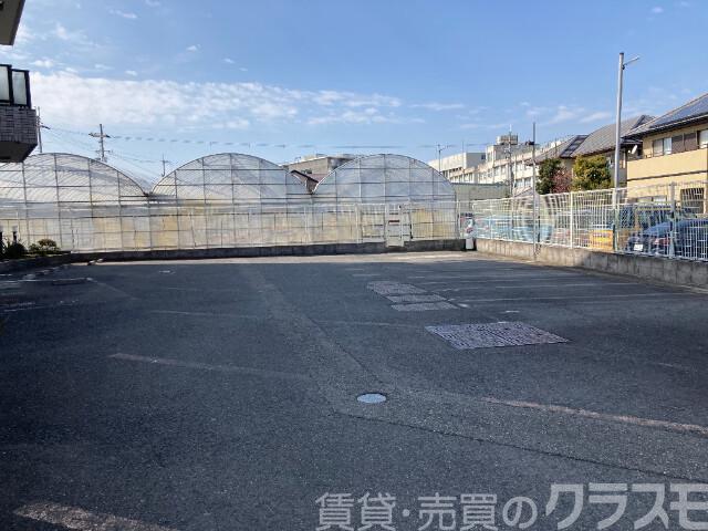 20/25 駐車場