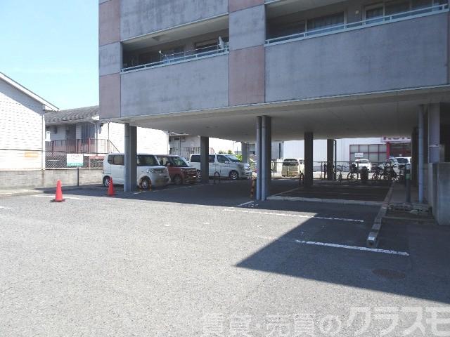 19/24 駐車場