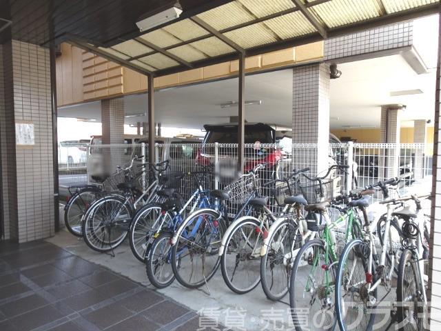 20/30 エントランス