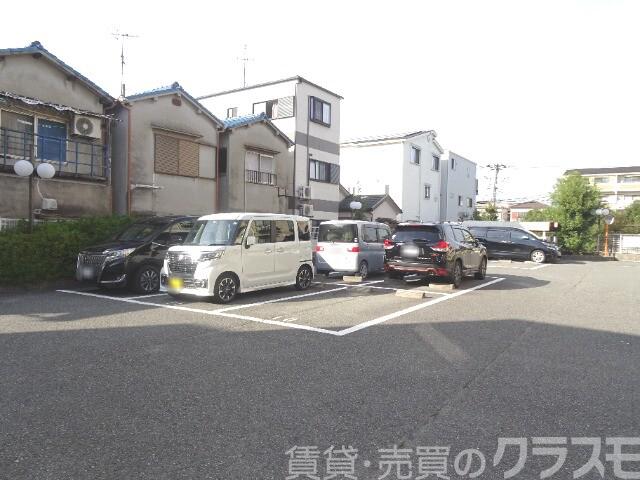 19/30 駐車場