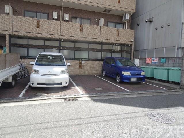 17/22 駐車場