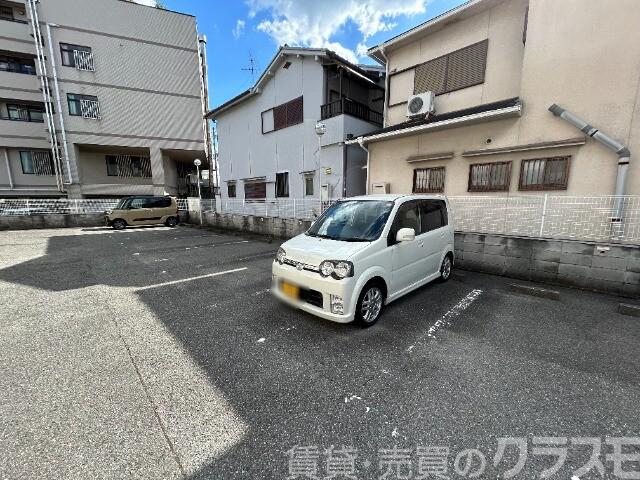 20/26 駐車場