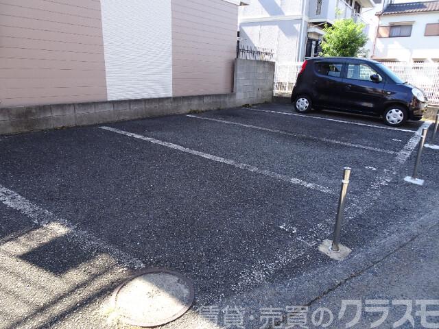 2/7 駐車場