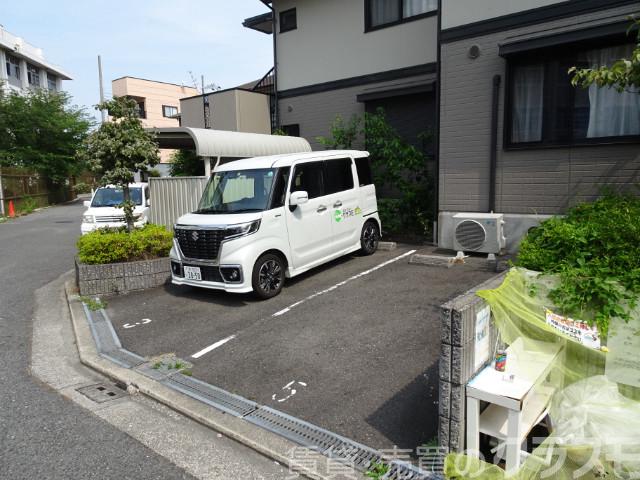 16/22 駐車場