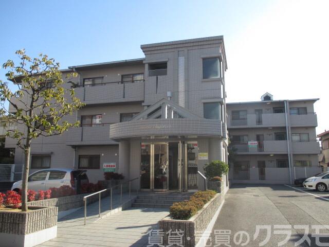 14/19 駐車場