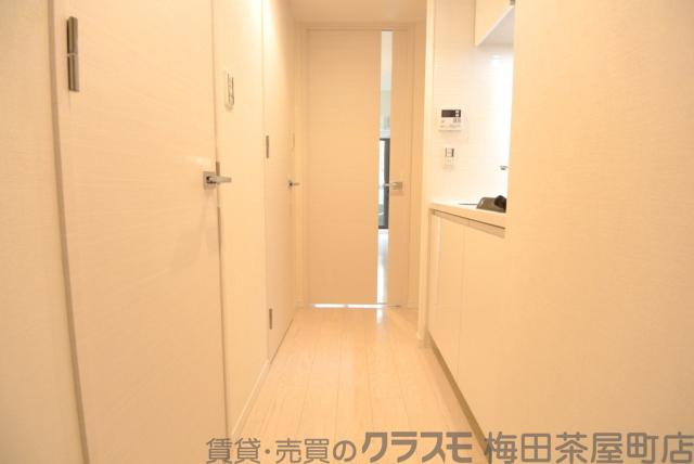 14/30 玄関