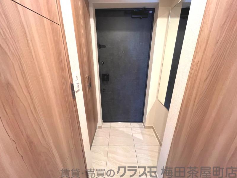 14/30 玄関