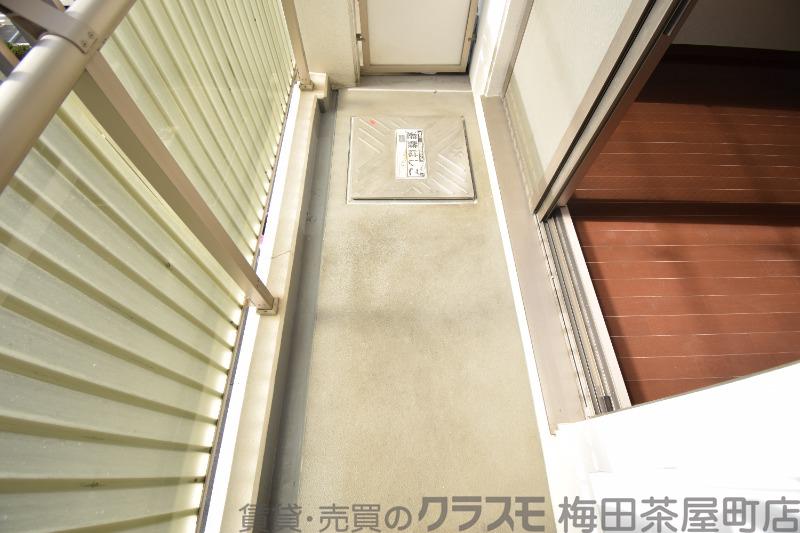 21/30 バルコニー