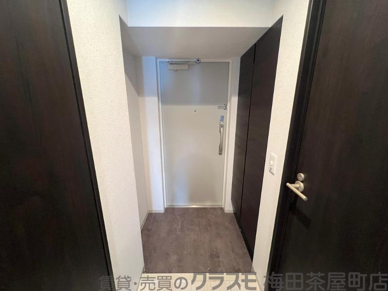 14/30 玄関