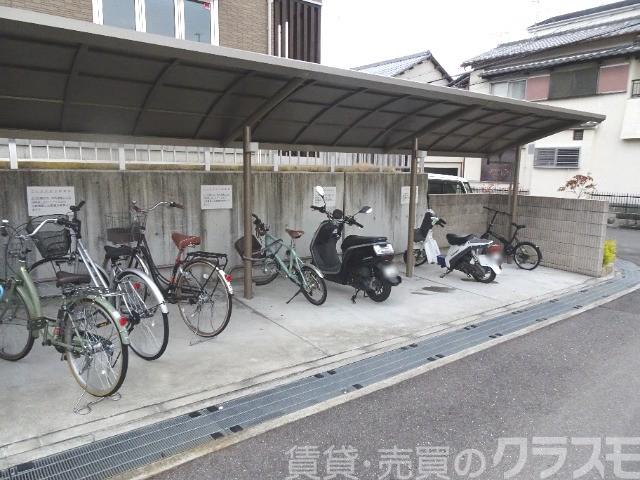 2/30 外観