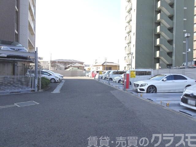 17/22 駐車場