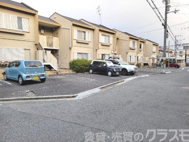4/16 駐車場
