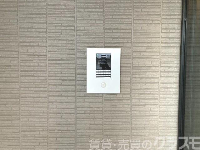 21/30 エントランス