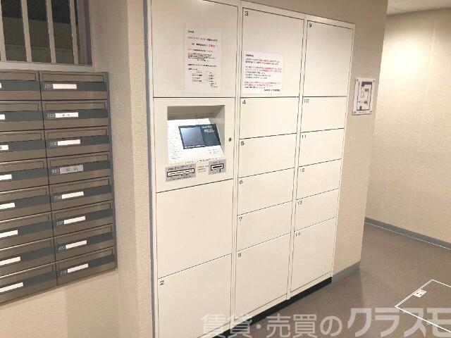 22/28 エントランス