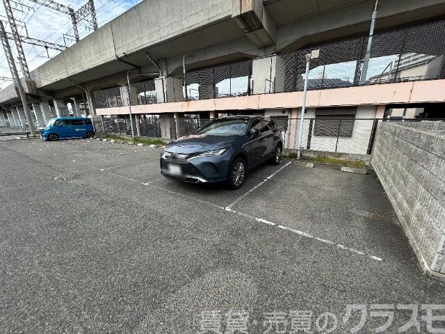23/29 駐車場