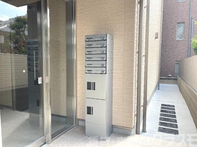 21/30 エントランス