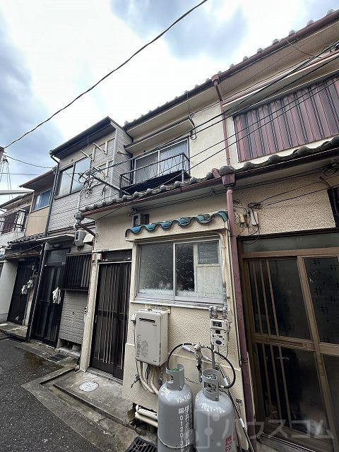 2/8 外観