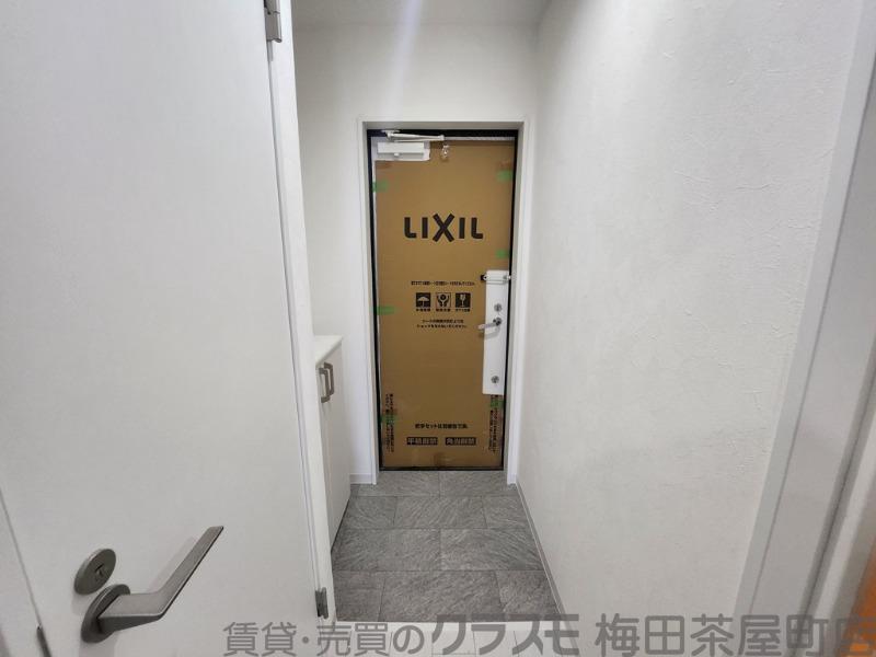 14/30 玄関