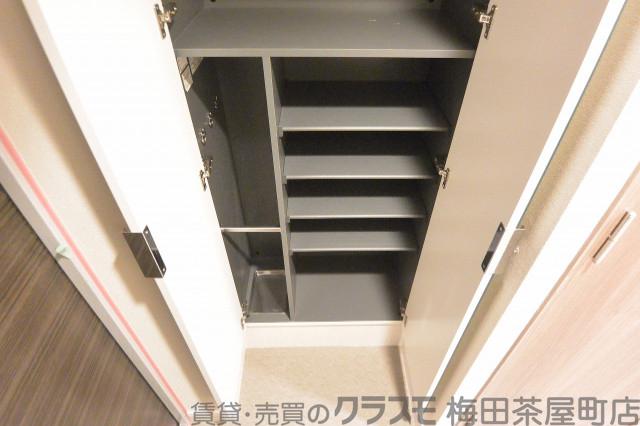 13/30 室内