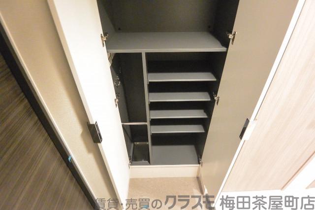 14/30 室内