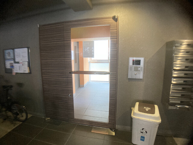 3/5 エントランス