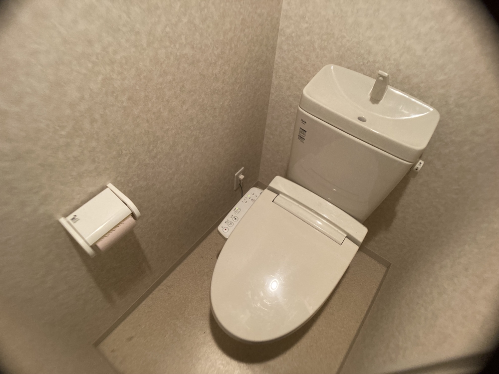 18/30 トイレ