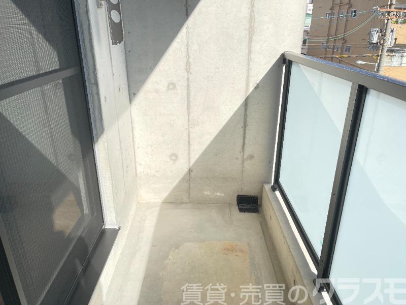 15/27 バルコニー
