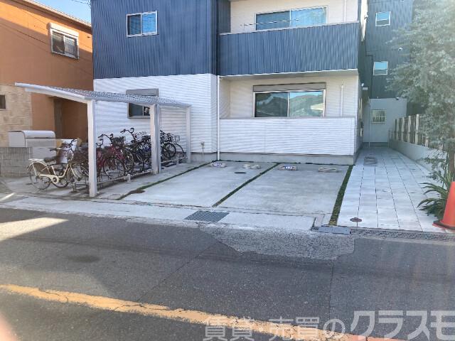 6/11 駐車場